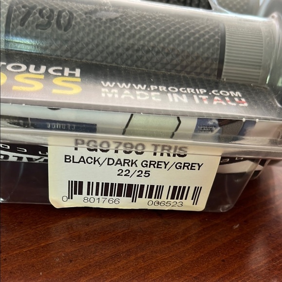 790 Triple Density MX Grips NEW - Picture 3 of 4